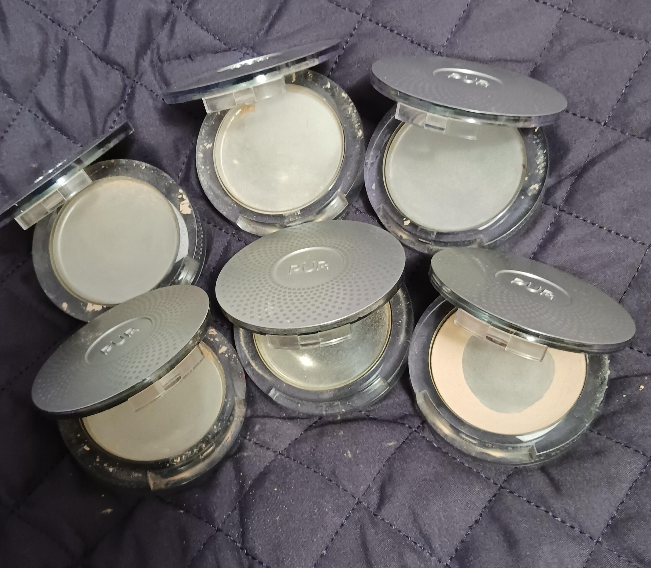 Everyday glasses with case and cleaning cloth.